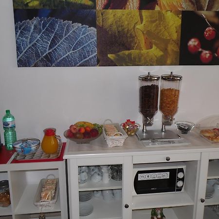 Romoletto B&B Екстер'єр фото